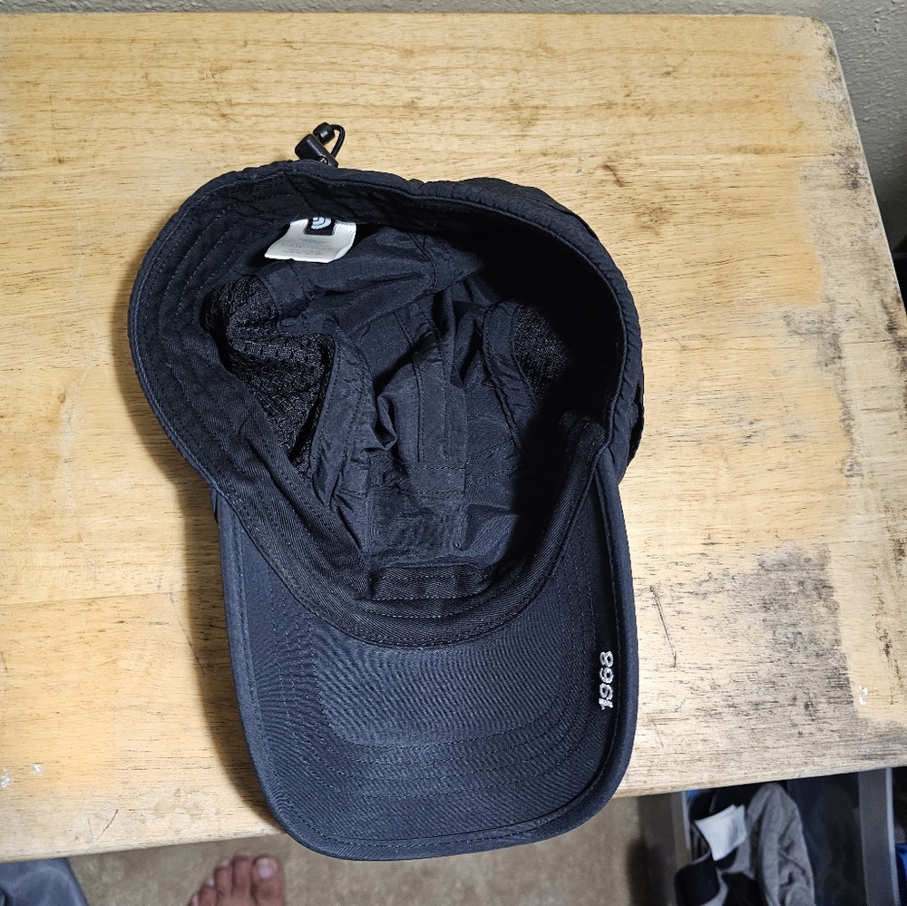 Northface Cap - image 2